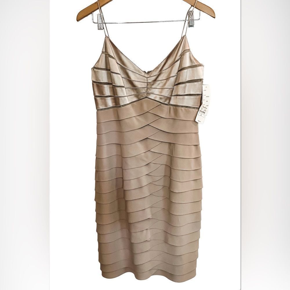 NWT Cherry B Sherrie Bloom Peter Noveillo Tierred Silk Champagne Gold Dress Sz 8